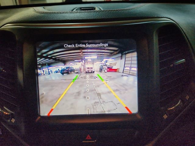 Used 2016 Jeep Cherokee 75th Anniversary image 14