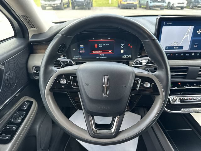 Used 2023 Lincoln Corsair Reserve w/ Equipment Group 201A AWD/4WD image 13