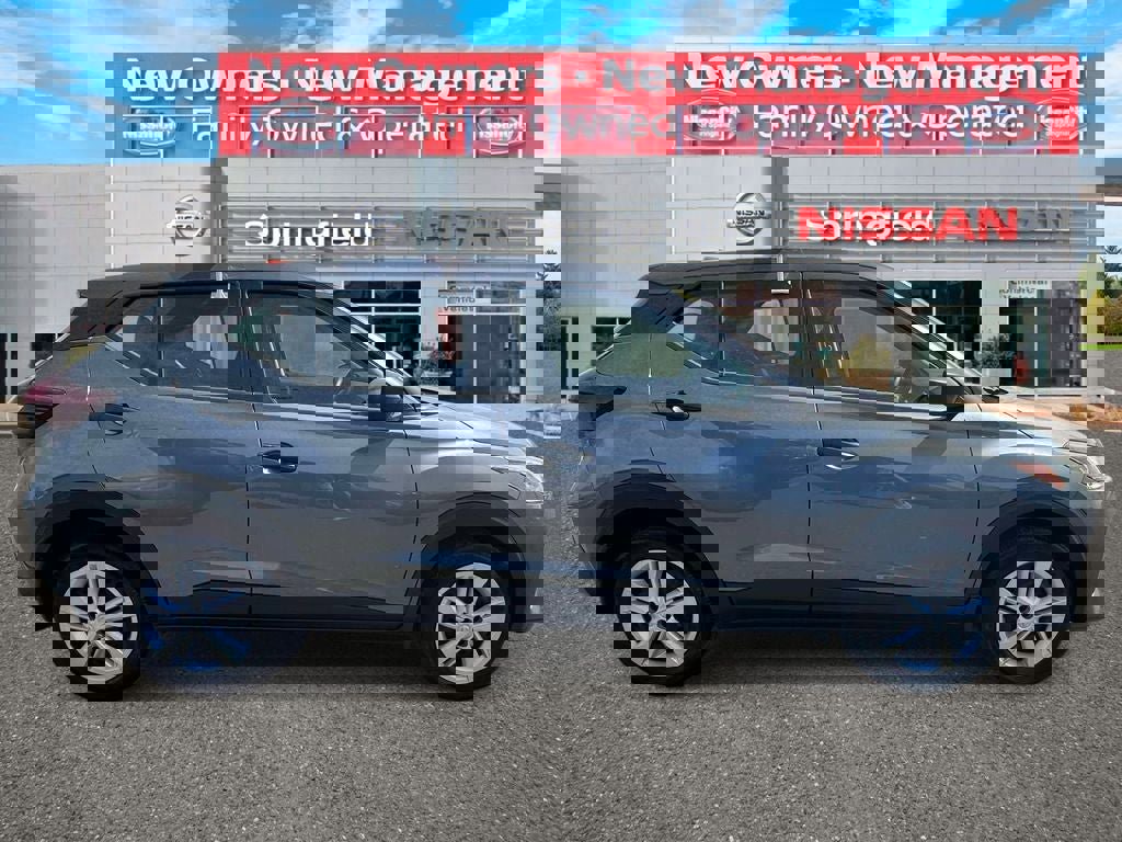 Used 2025 Nissan Kicks Play S FWD image 6