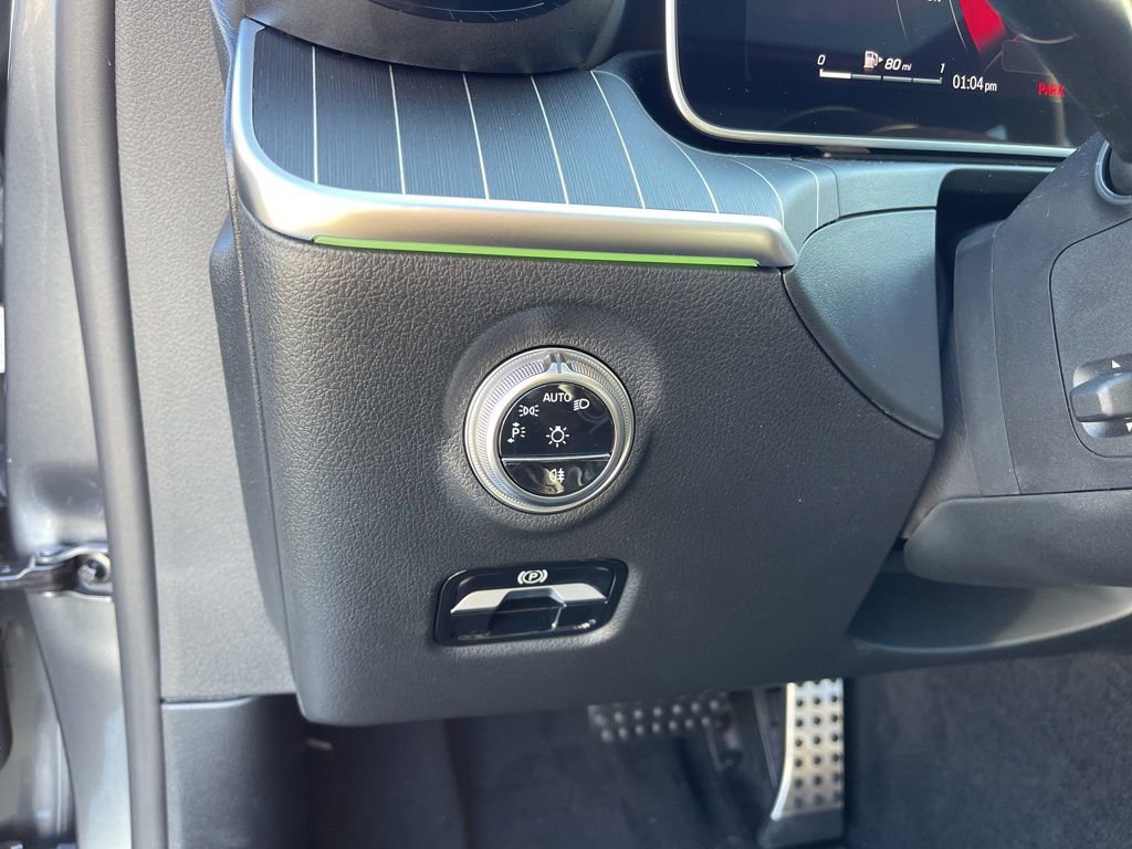 New 2025 Mercedes-Benz C 300 4MATIC Sedan image 19