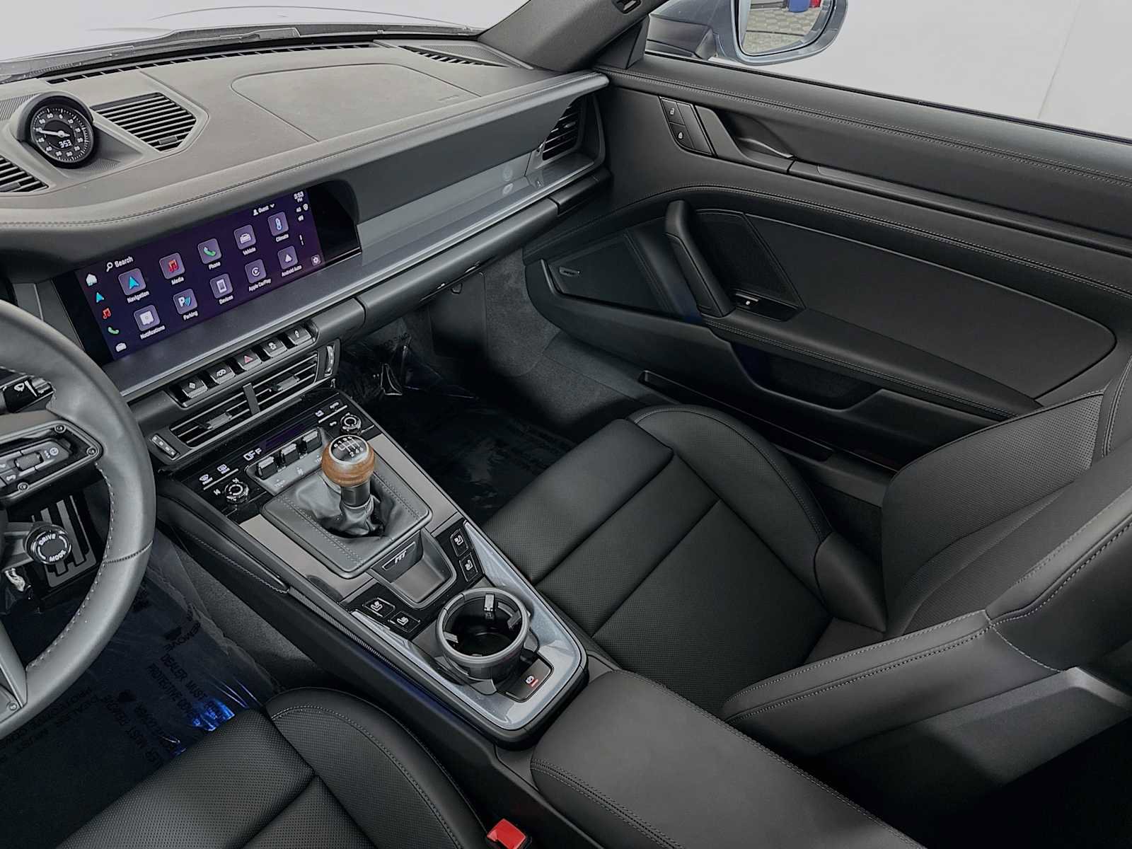 Certified 2025 Porsche 911 Carrera T image 24