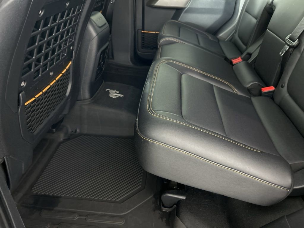 Used 2022 Ford Bronco Badlands image 37