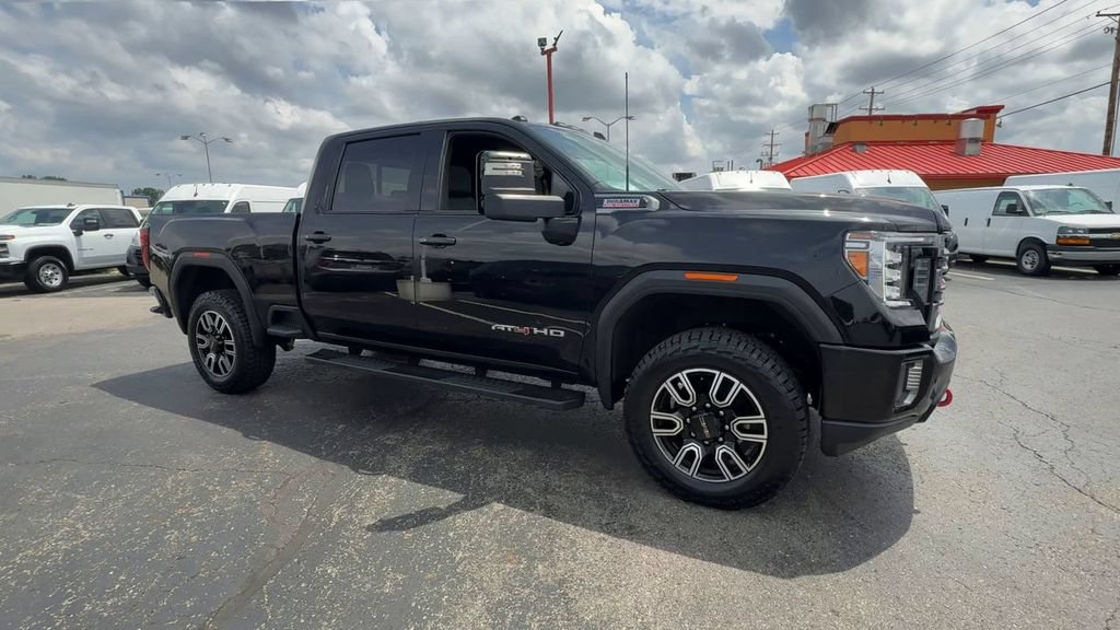 Used 2023 GMC Sierra 2500 AT4 w/ AT4 Preferred Package AWD/4WD image 2
