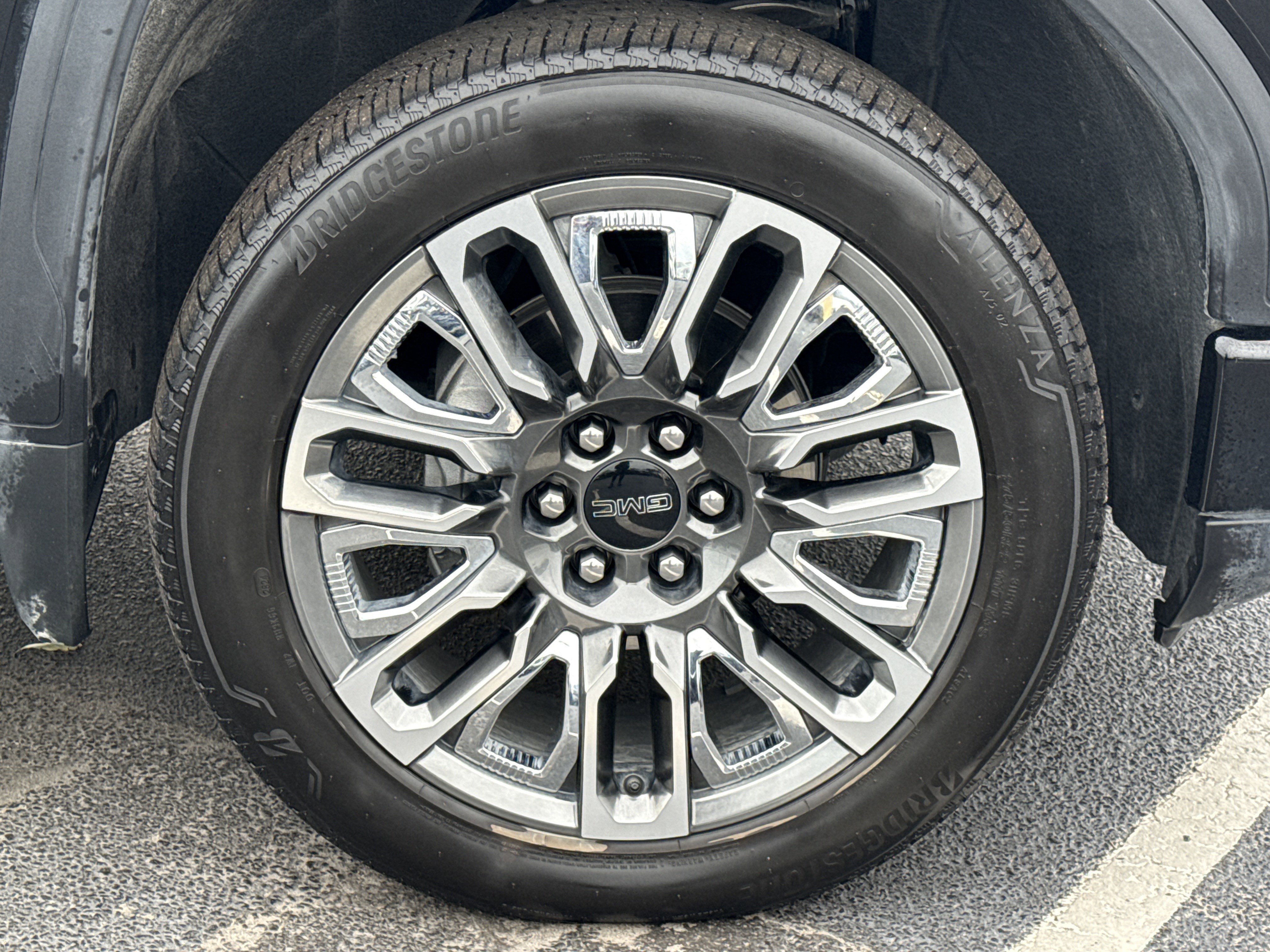 Used 2024 GMC Sierra 1500 Denali Ultimate image 13