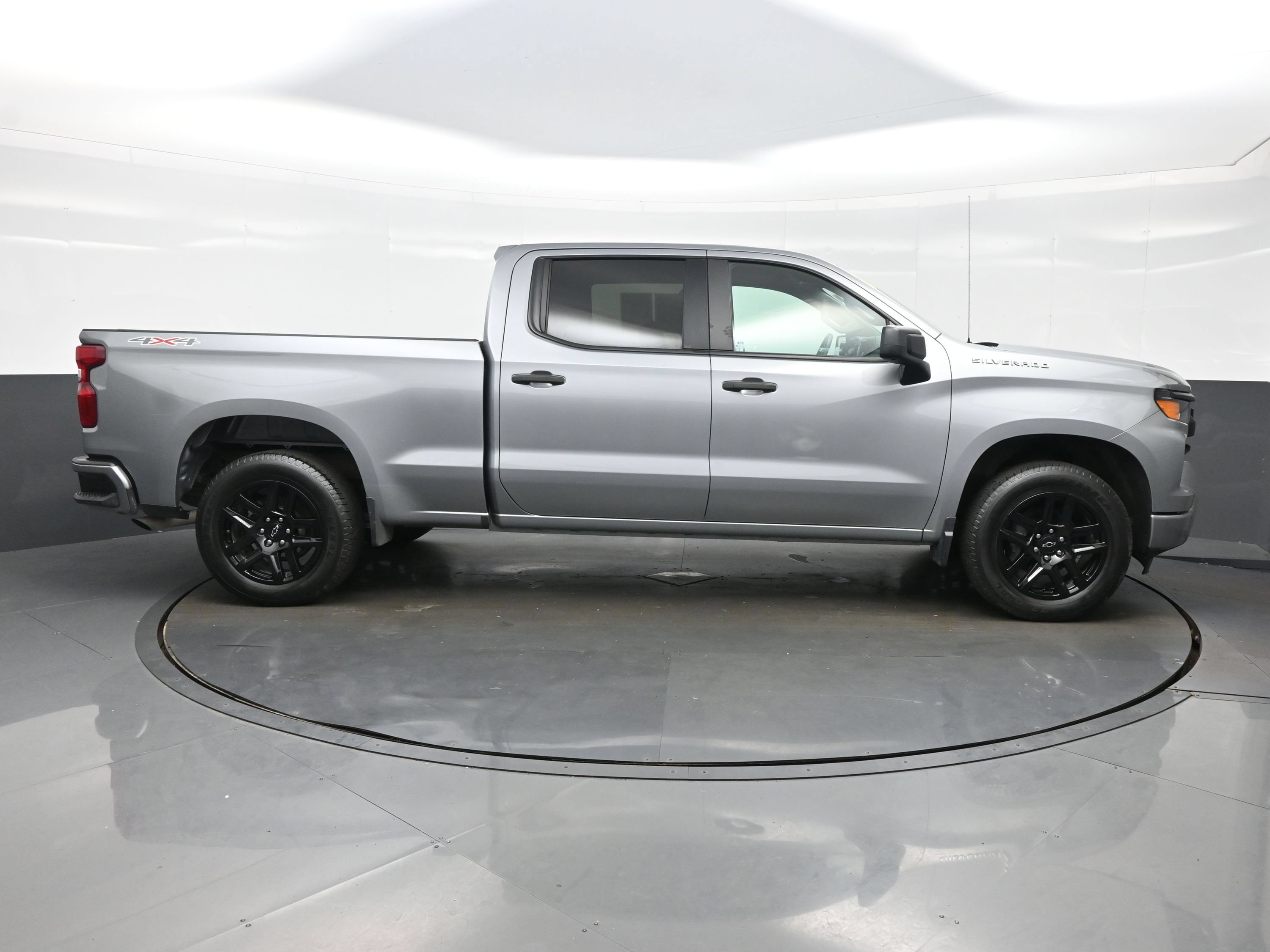 Used 2024 Chevrolet Silverado 1500 Custom AWD/4WD image 7