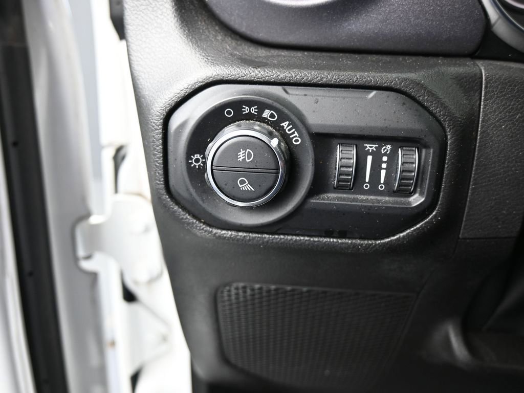 Used 2022 Jeep Gladiator Mojave w/ LED Lighting Group image 33