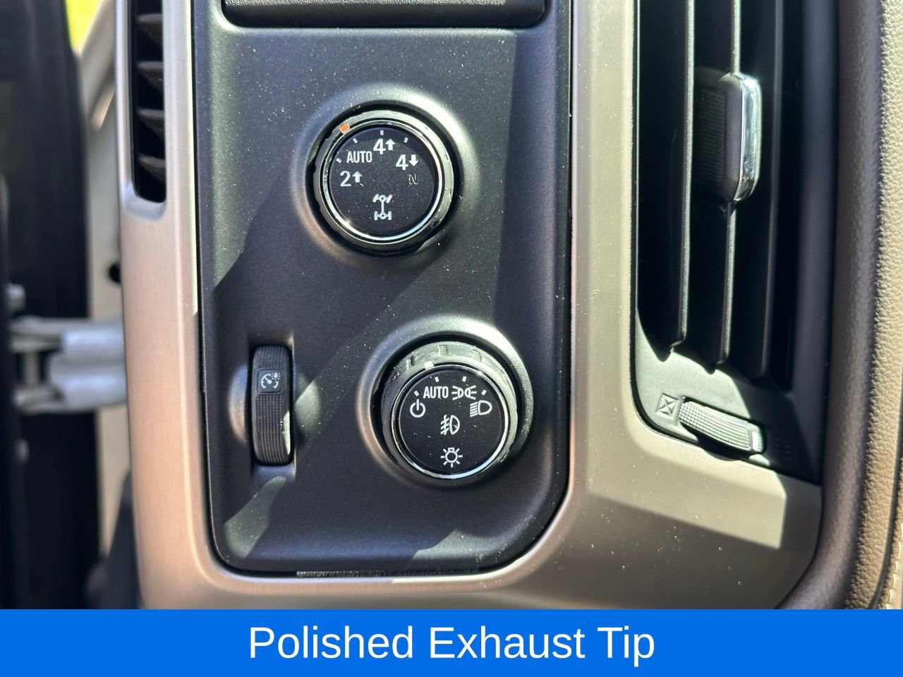 Used 2015 GMC Sierra 1500 Denali w/ Driver Alert Package image 28