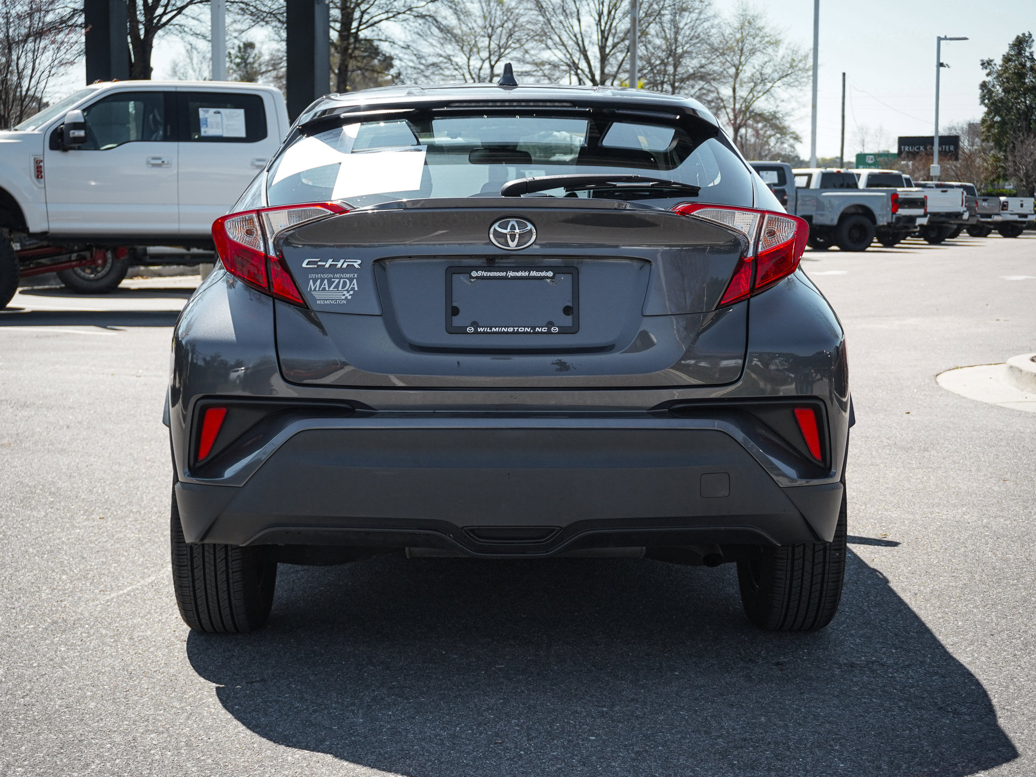 Used 2020 Toyota C-HR LE image 9