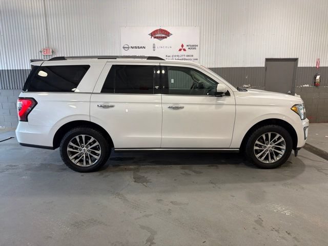 Used 2018 Ford Expedition Limited w/ Equipment Group 301A AWD/4WD image 2