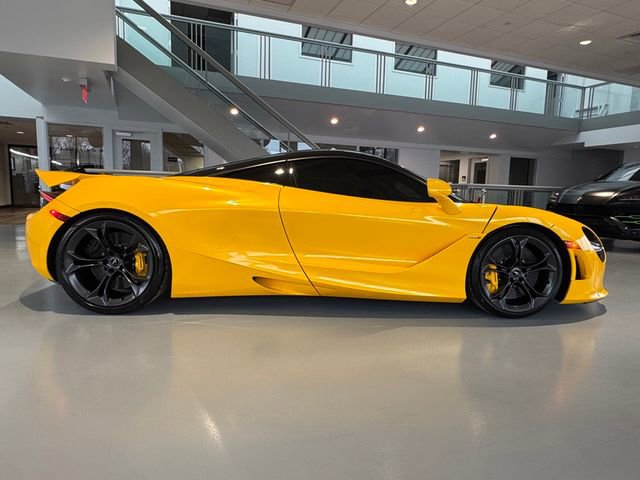 Used 2019 McLaren 720S Performance RWD image 11