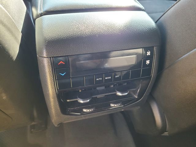 Used 2024 Jeep Grand Cherokee L Laredo image 11