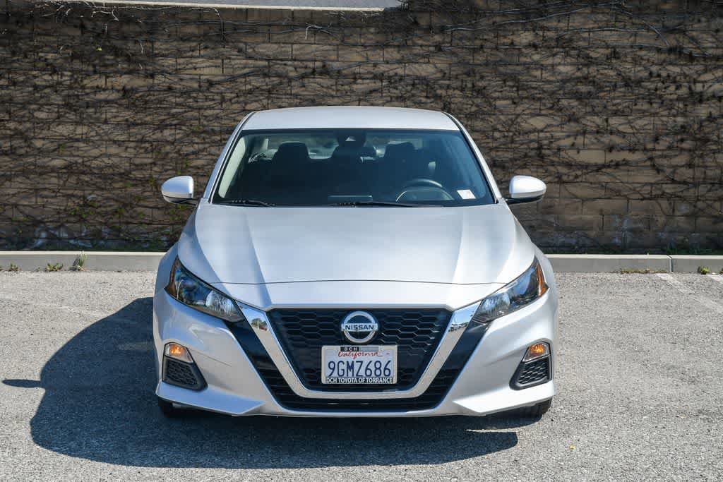 Used 2022 Nissan Altima 2.5 S FWD image 2