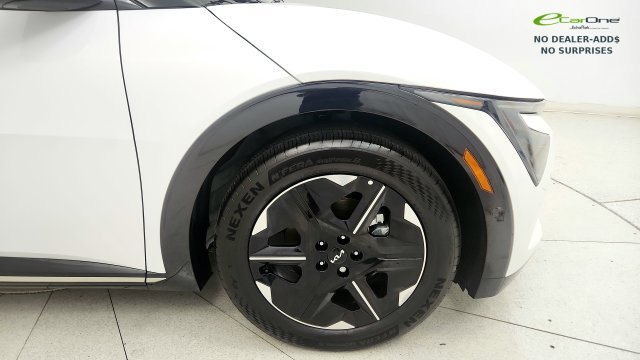 Used 2025 Kia EV6 Wind AWD/4WD image 21
