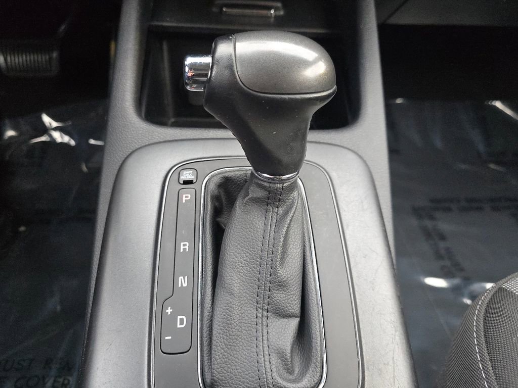 Used 2015 Kia Forte EX image 26