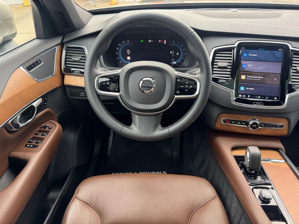 Used 2023 Volvo XC90 B5 Plus image 20