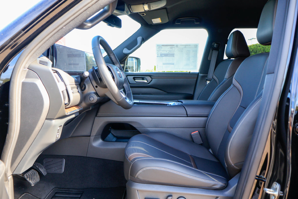 New 2026 Nissan Armada SL RWD image 7