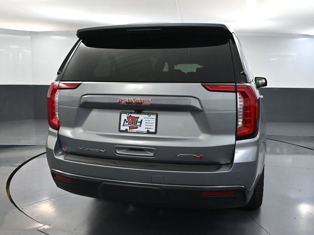 Used 2024 GMC Yukon XL AT4 w/ Technology Package AWD/4WD image 7