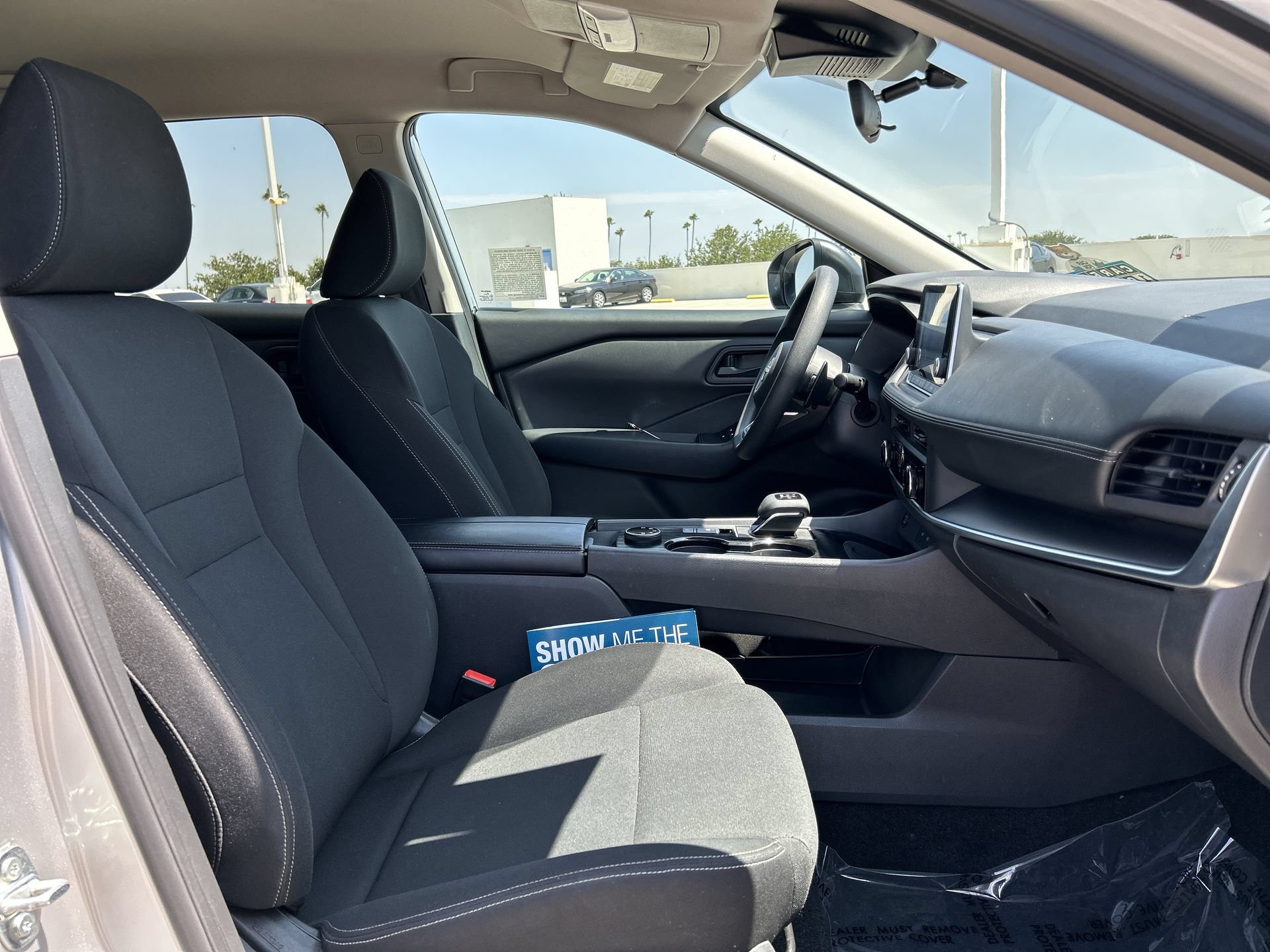 Used 2024 Nissan Rogue S AWD/4WD image 25