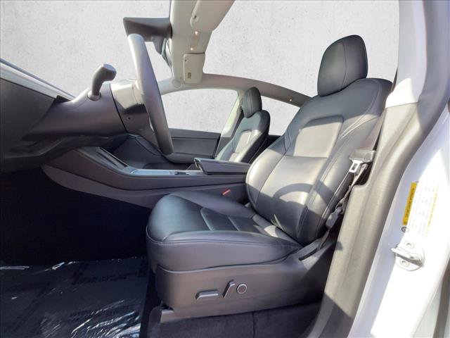 Used 2021 Tesla Model Y Long Range image 17
