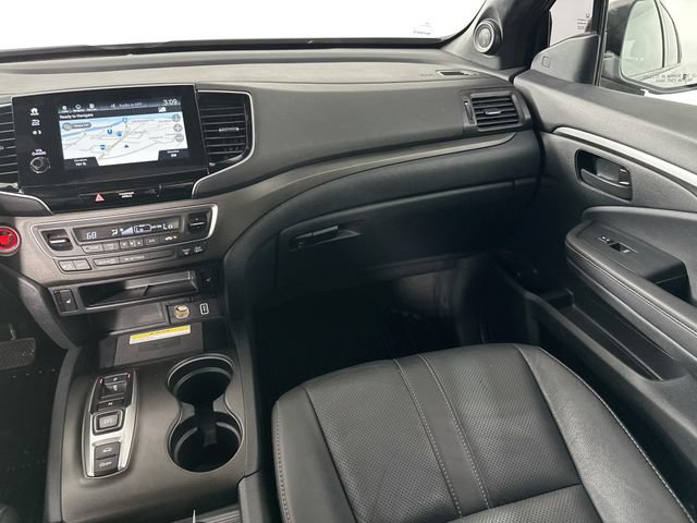 Used 2023 Honda Passport TrailSport image 28