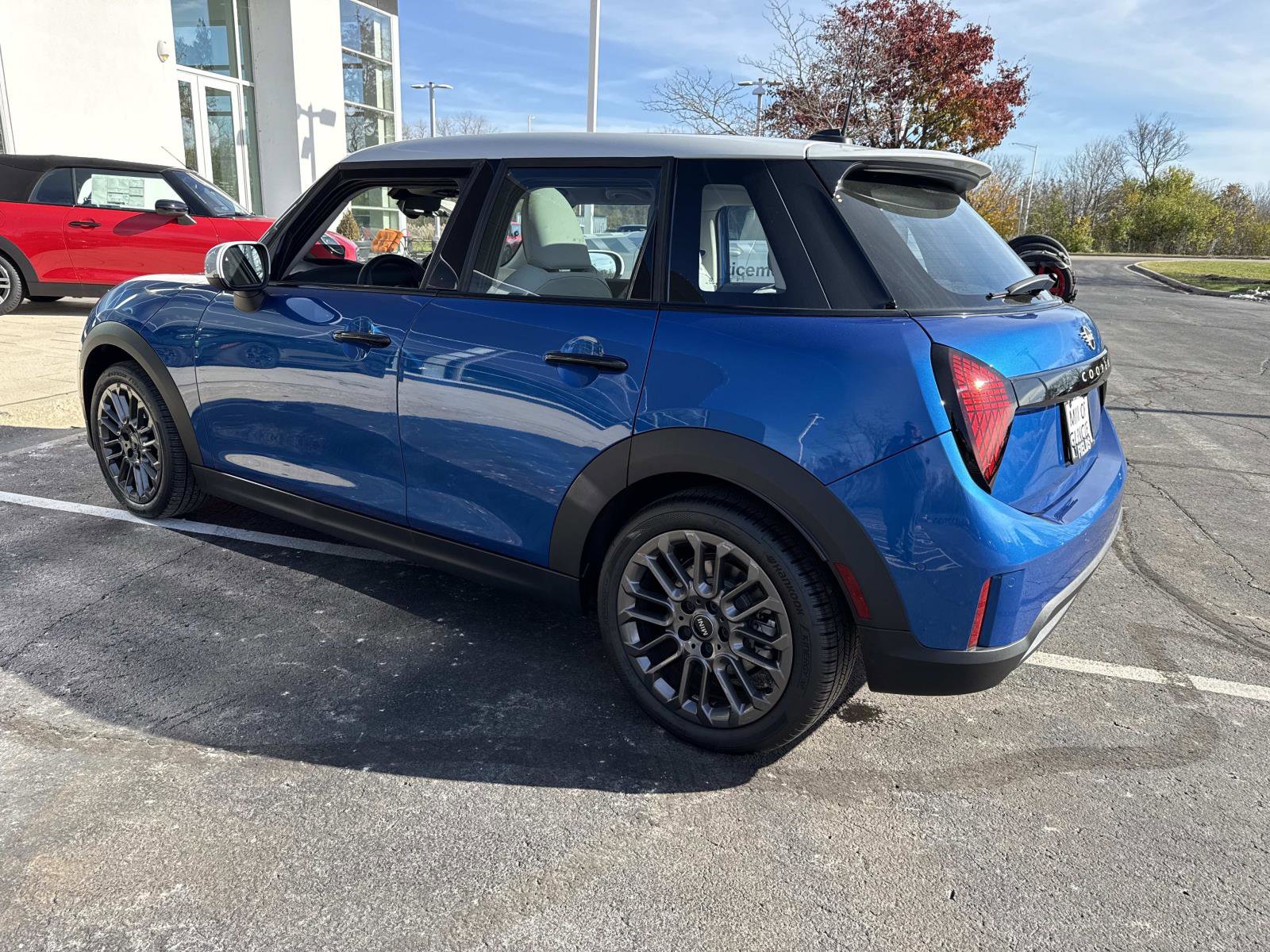 Certified 2025 MINI Cooper S FWD image 7