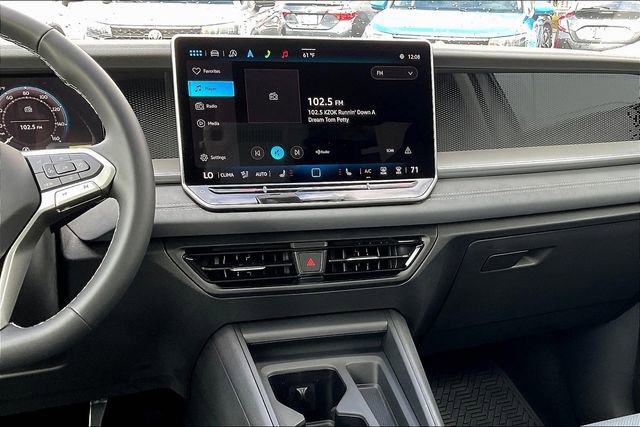New 2025 Volkswagen Tiguan SE AWD/4WD image 8