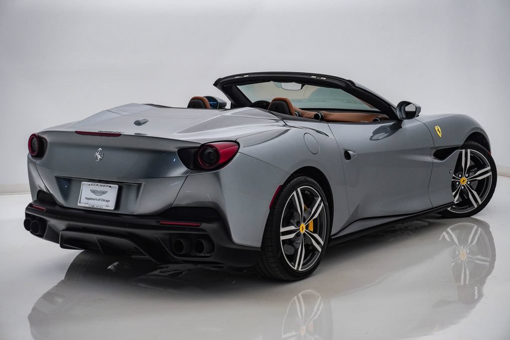 Used 2019 Ferrari Portofino RWD image 13