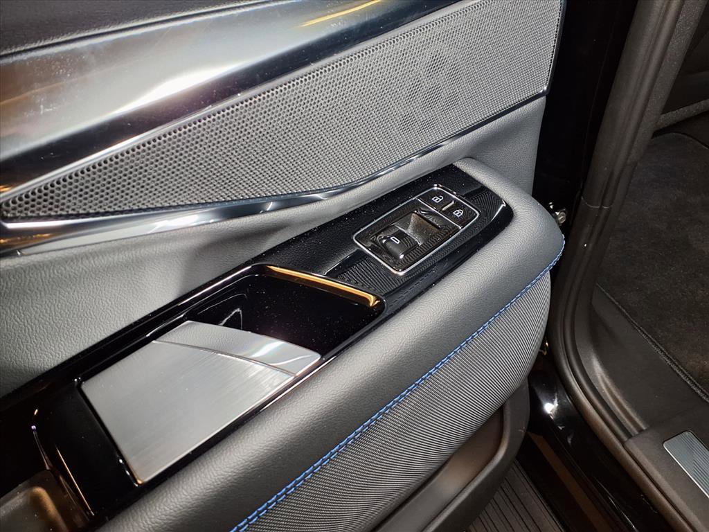 New 2026 Cadillac Escalade IQ Luxury 1 image 14