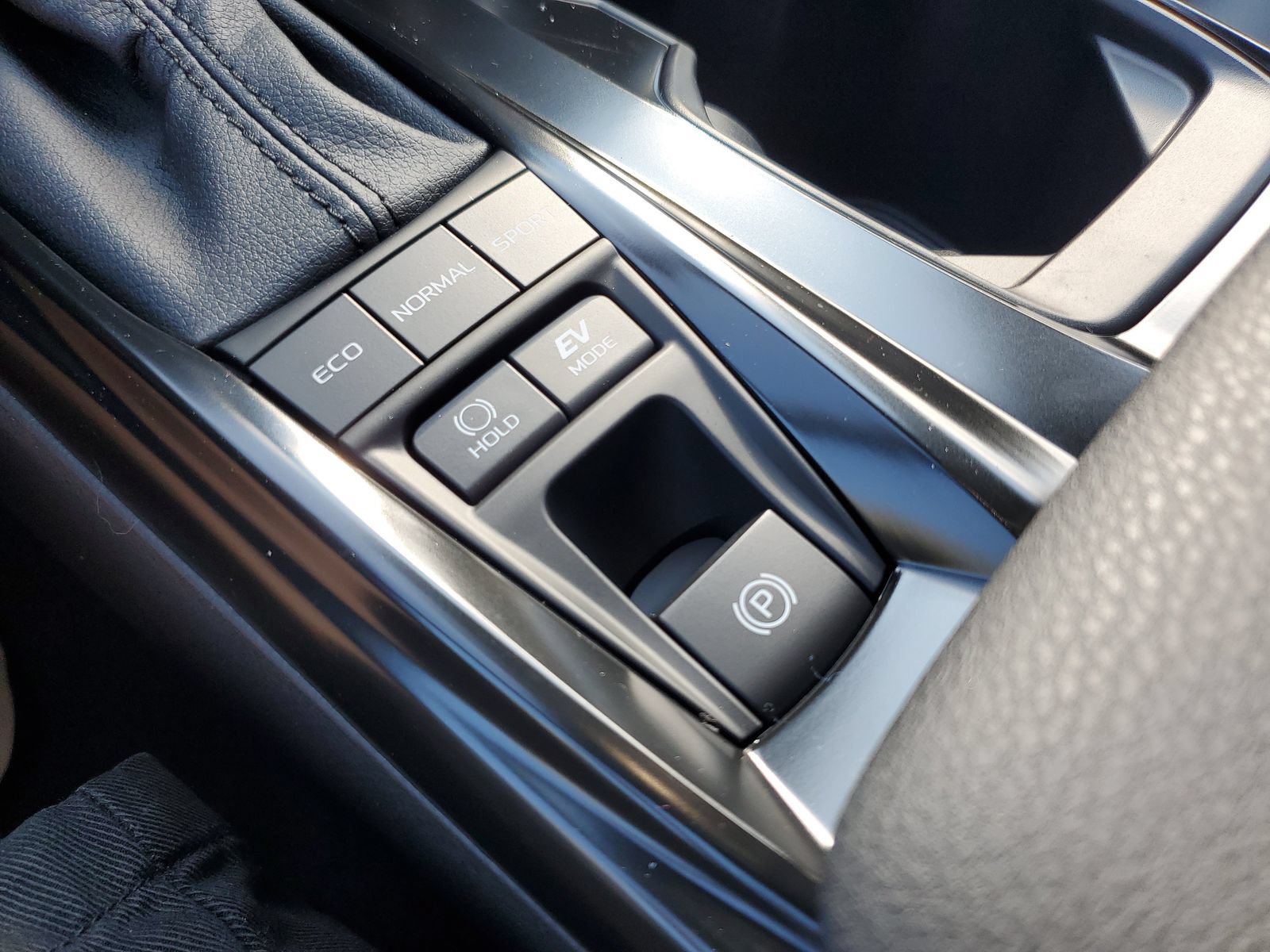 New 2026 Toyota Camry SE FWD image 28