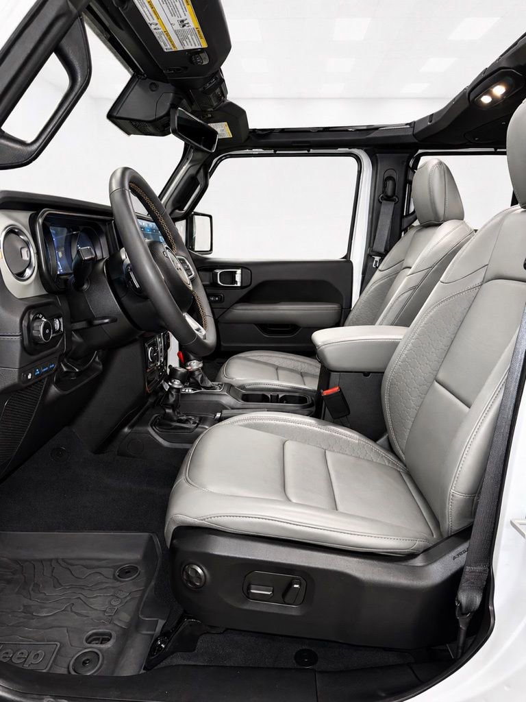 Used 2024 Jeep Wrangler High Altitude AWD/4WD image 14