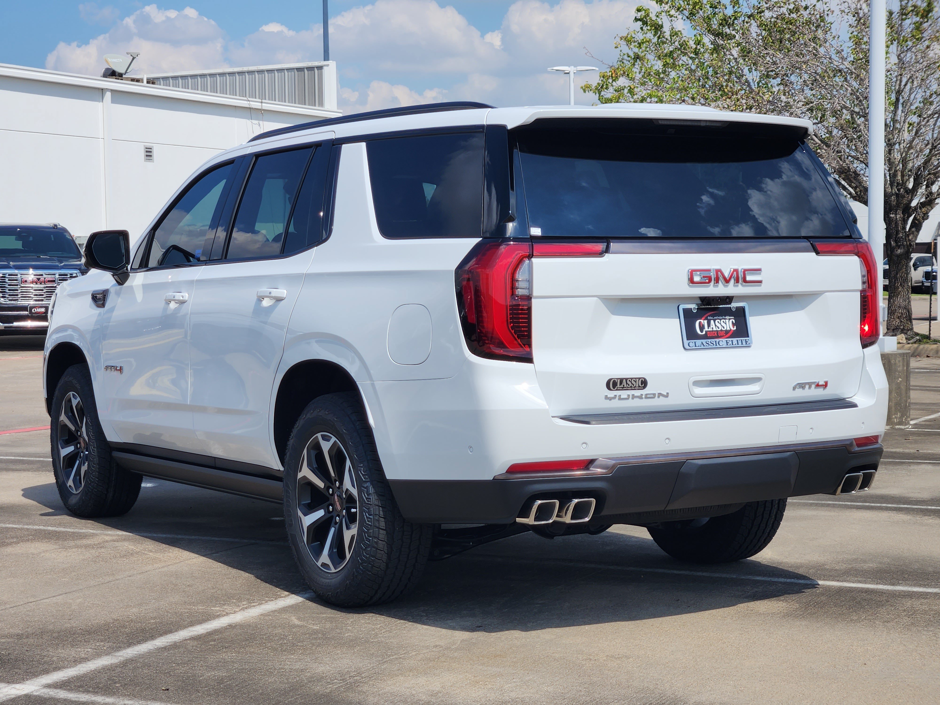 New 2027 GMC Yukon AT4 Ultimate AWD/4WD image 3