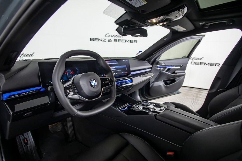 Used 2026 BMW 540i xDrive AWD/4WD image 20