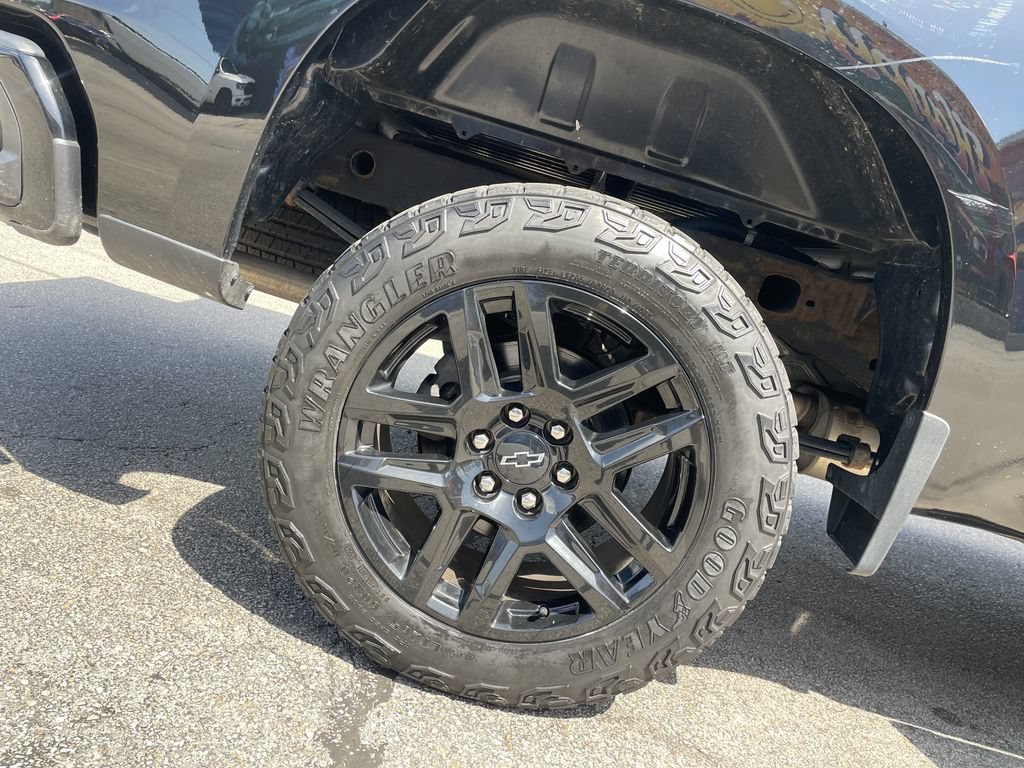 Used 2021 Chevrolet Silverado 1500 LT Trail Boss w/ Convenience Package II AWD/4WD image 12