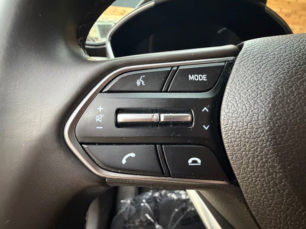 Used 2019 Hyundai Santa Fe SEL image 20