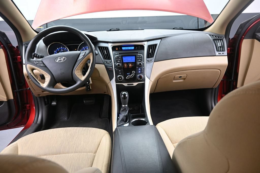 Used 2011 Hyundai Sonata GLS FWD image 30
