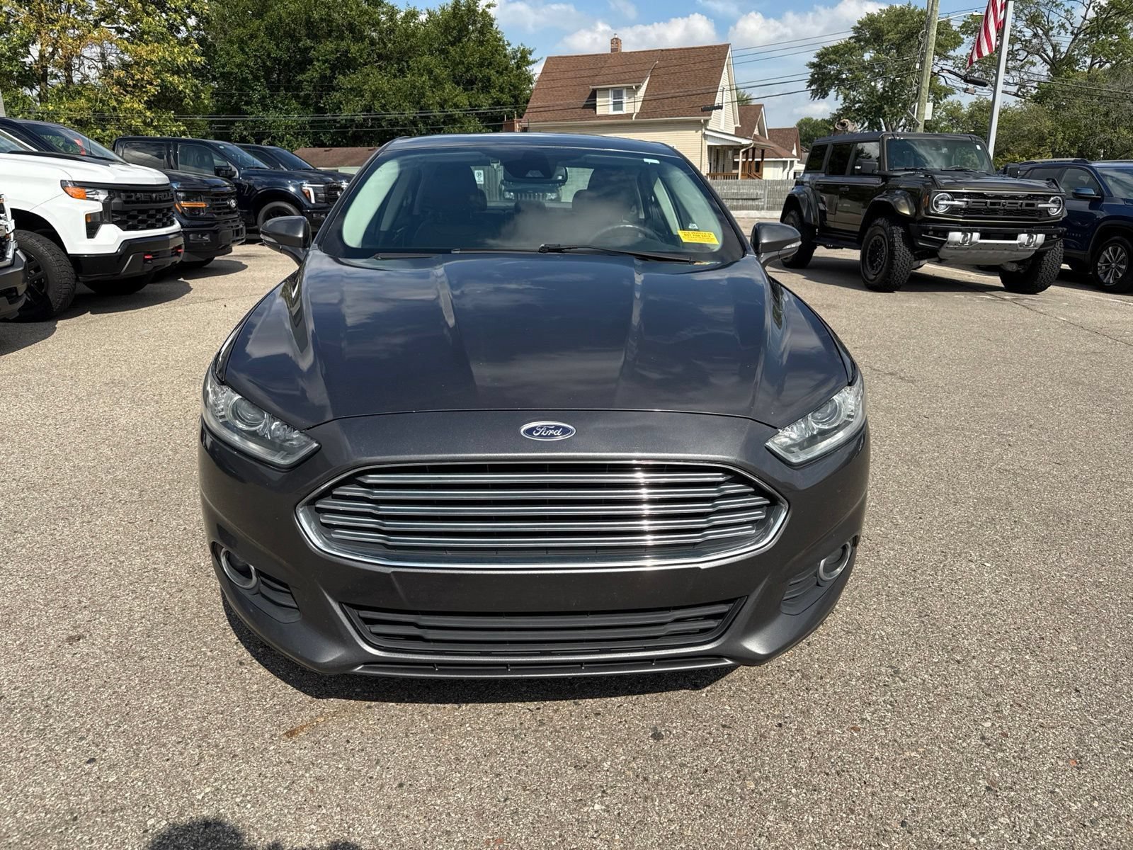 Used 2015 Ford Fusion SE w/ Equipment Group 202A FWD image 12
