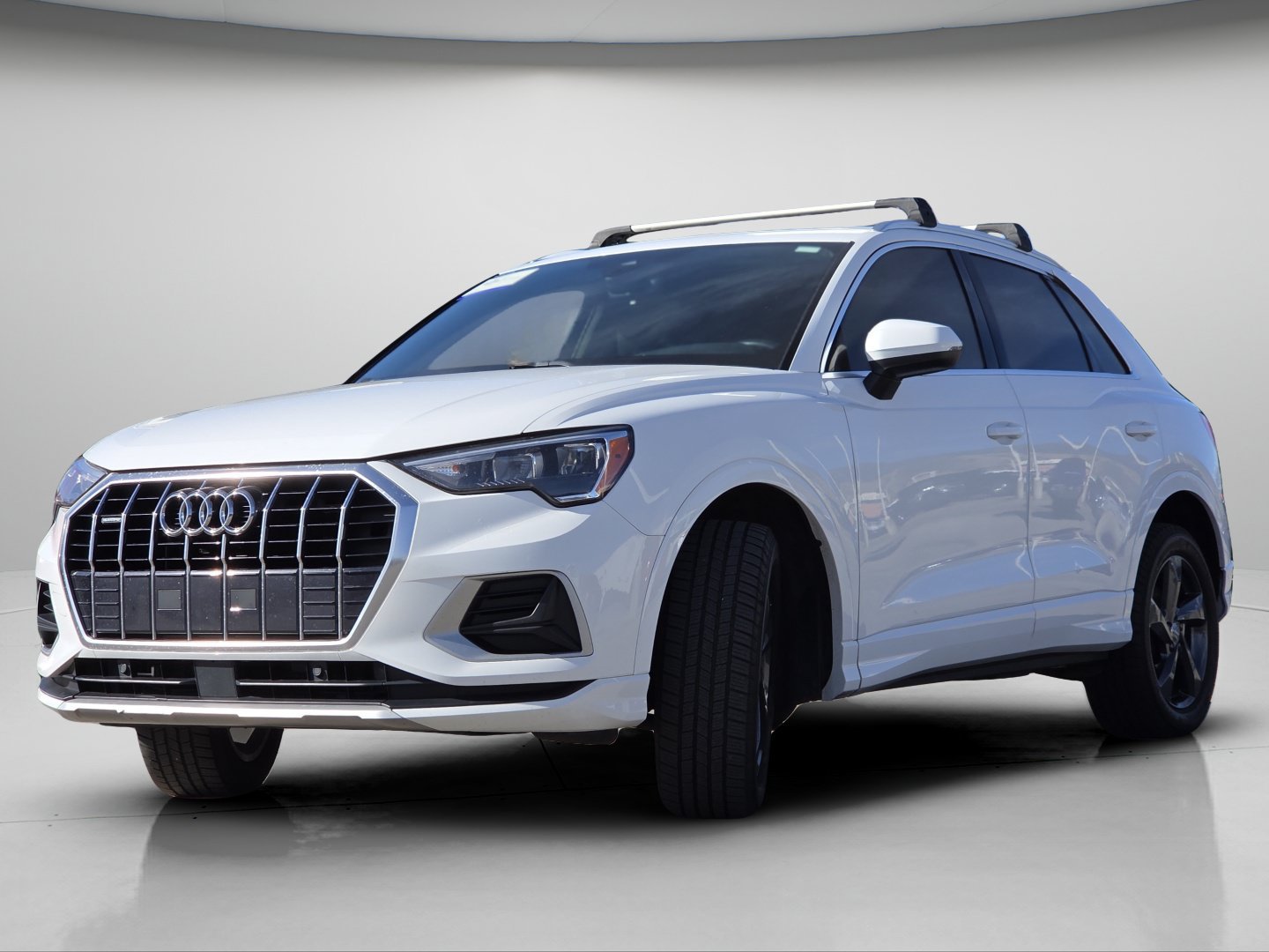Used 2019 Audi Q3 2.0T Premium AWD/4WD image 17