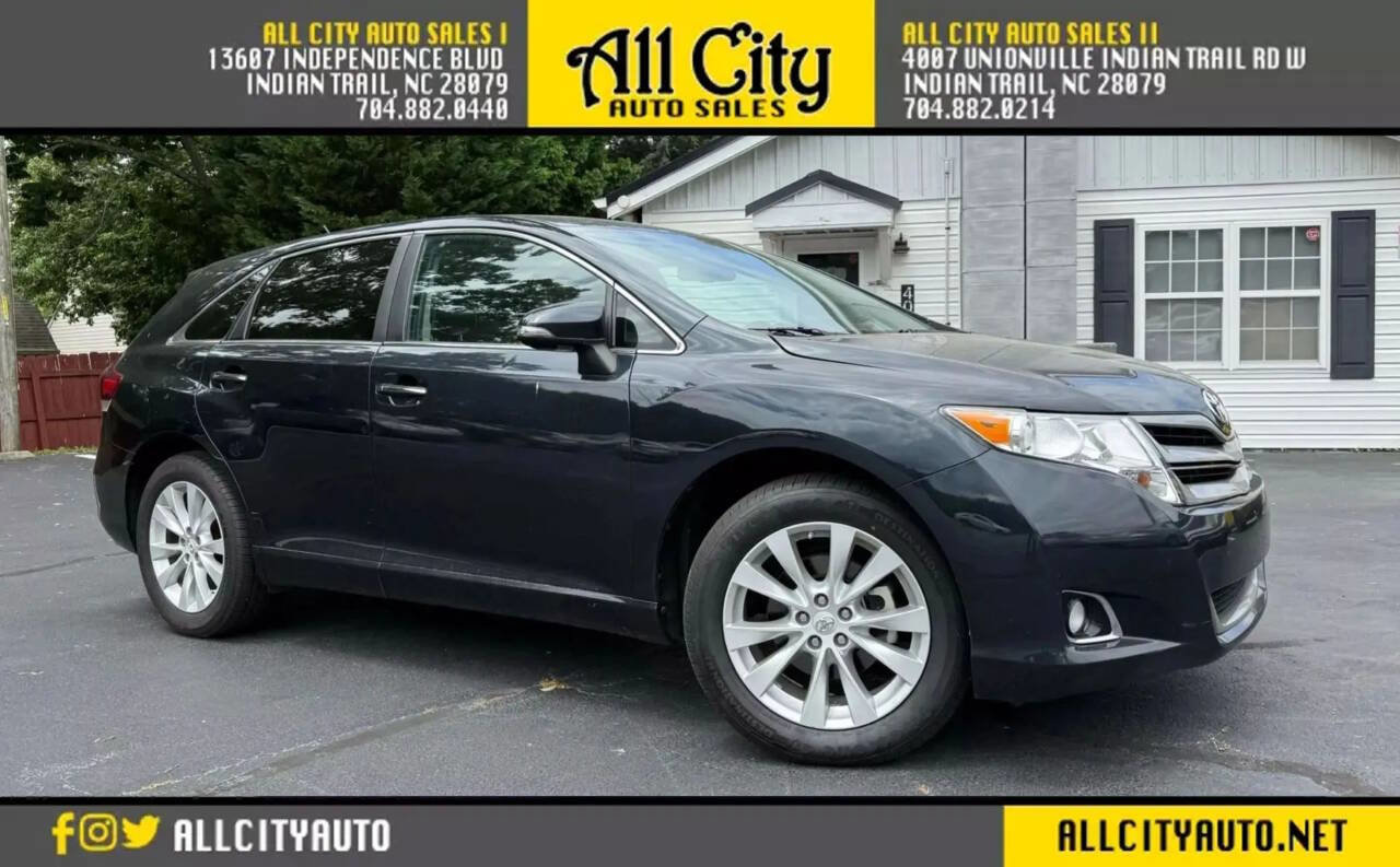 Used 2013 Toyota Venza XLE AWD/4WD image 1