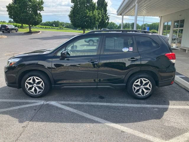 Used 2021 Subaru Forester Premium AWD/4WD image 8