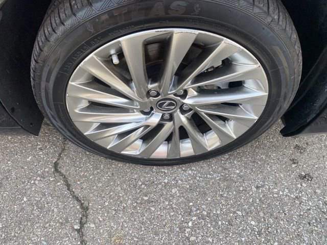 Used 2021 Lexus ES 300h w/ Accessory Package 2 FWD image 30