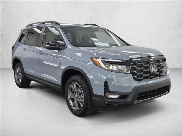 Used 2024 Honda Passport TrailSport image 3
