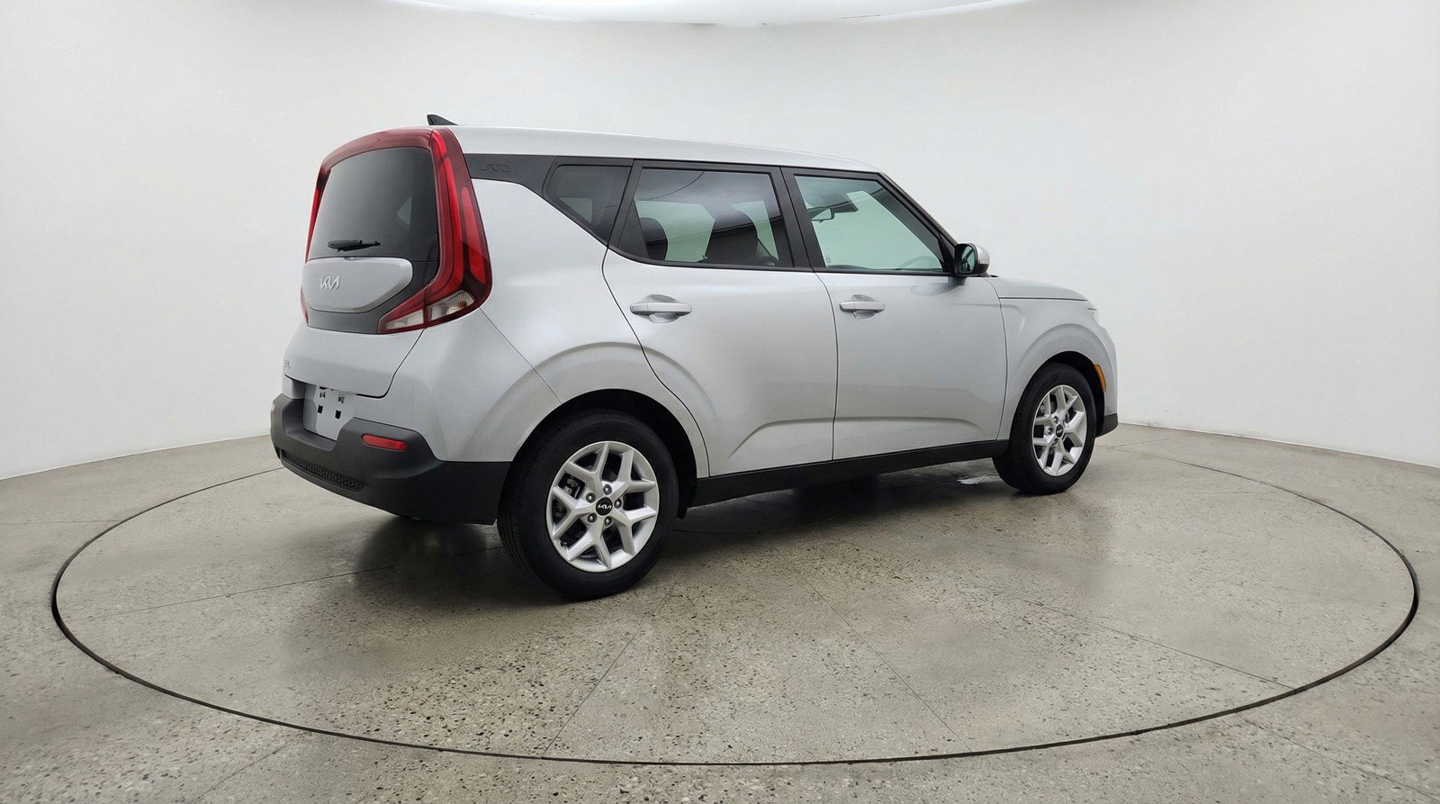 Used 2025 Kia Soul LX w/ LX Technology Package image 9