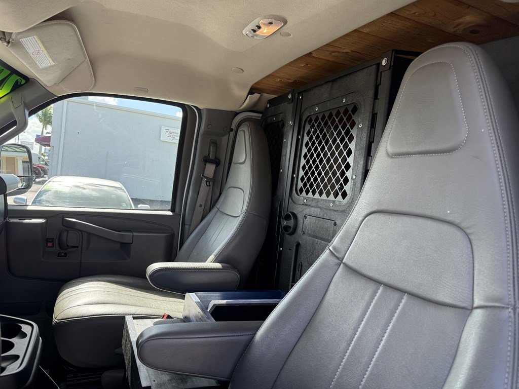 Used 2020 Chevrolet Express 2500 Extended w/ Driver Convenience Package RWD image 12