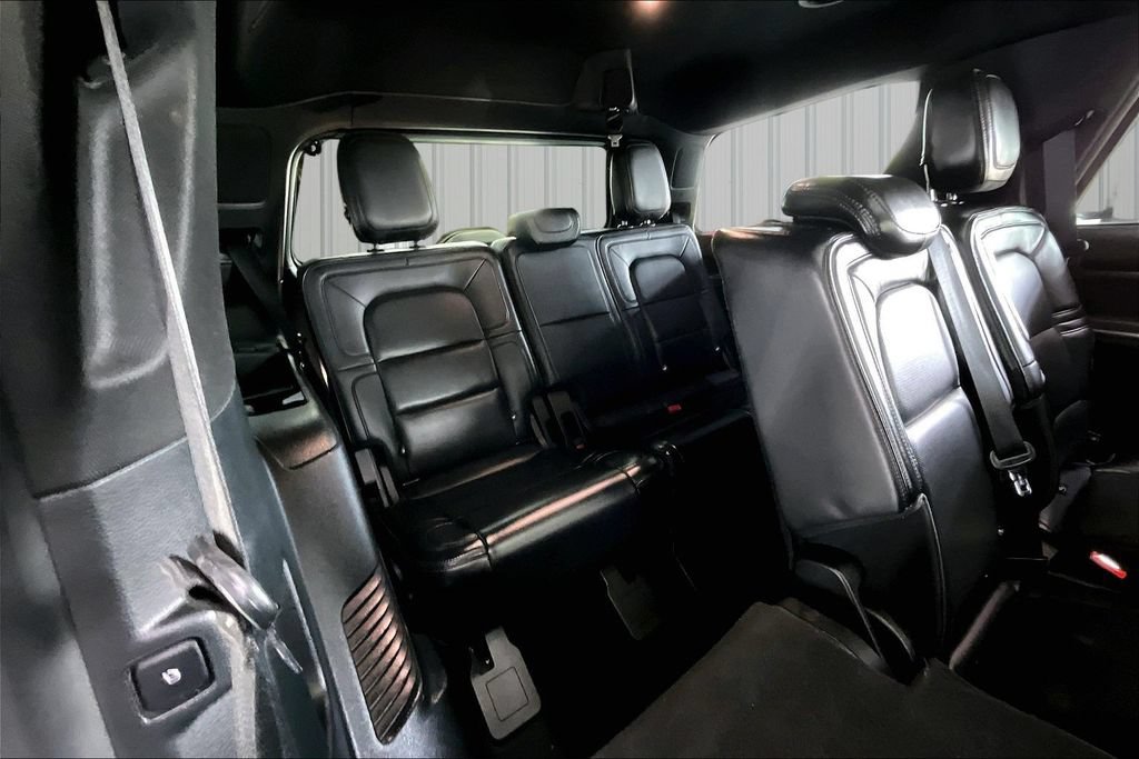 Used 2019 Lincoln Navigator Reserve AWD/4WD image 28