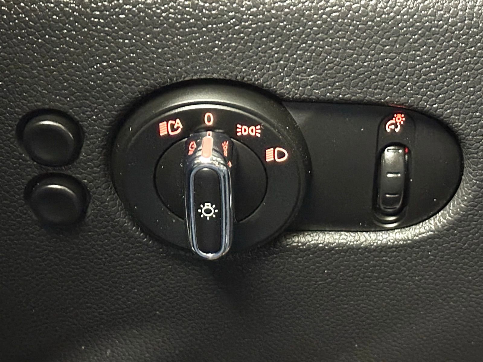 Used 2019 MINI Cooper S w/ Storage Package image 19
