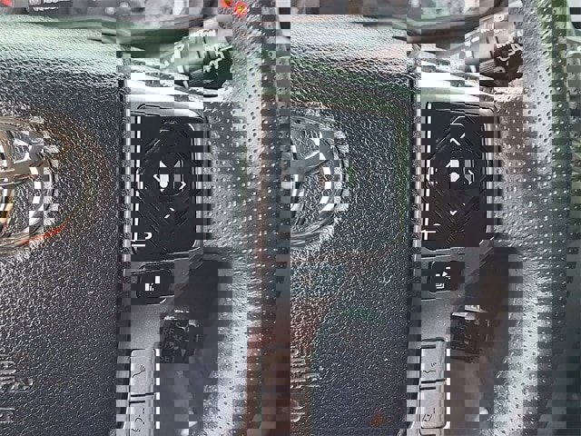 Used 2021 Toyota 4Runner SR5 Premium image 13