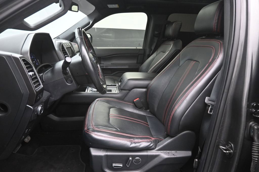 Used 2019 Ford Expedition Limited w/ Equipment Group 303A RWD image 18