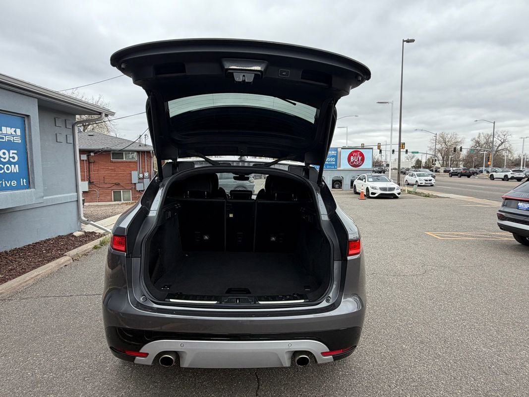 Used 2019 Jaguar F-PACE S image 7