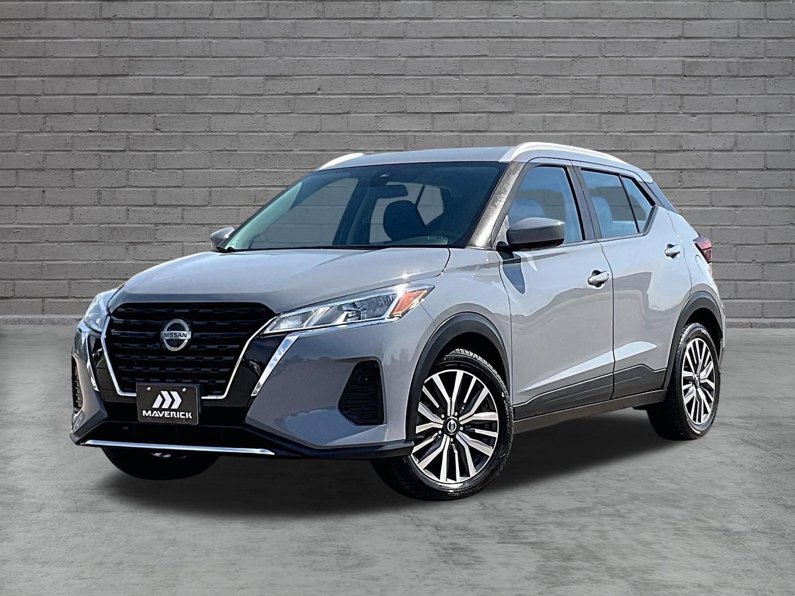 Used 2021 Nissan Kicks SV FWD image 3