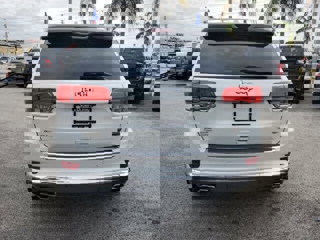 Used 2014 Jeep Grand Cherokee Summit w/ Trailer Tow Group IV image 6